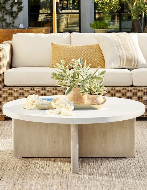 Mesa paa jardín Pottery Barn Cayman