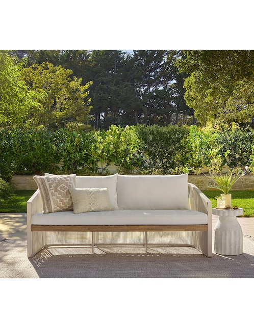 Love seat Lakewood