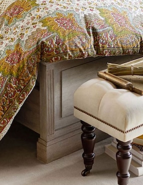 Cama Livingston de madera queen size