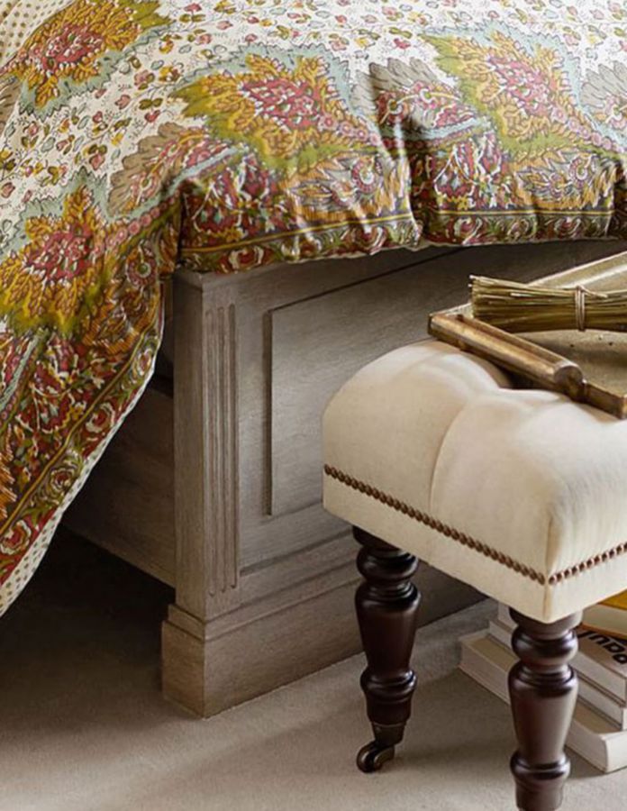 Cama Livingston de madera queen size 10