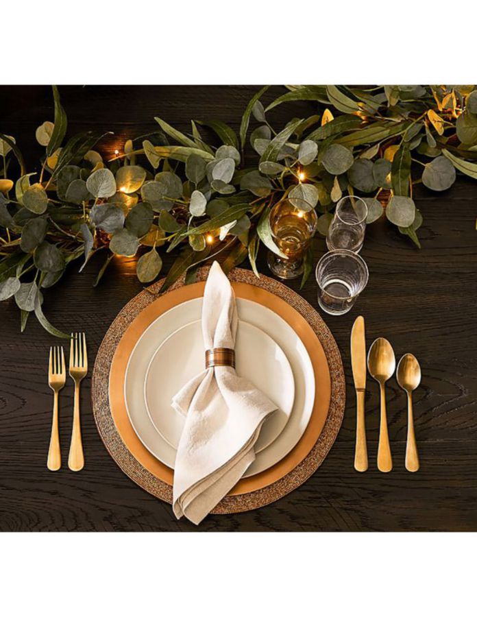 Plato base navideño Bleecker de aluminio 2