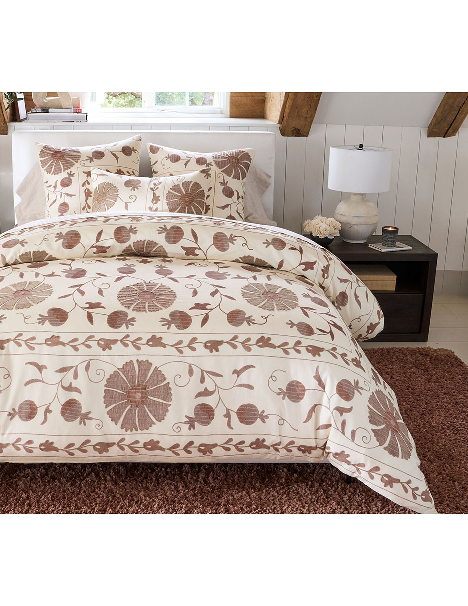 Duvet Sizani Duvet Sizani
