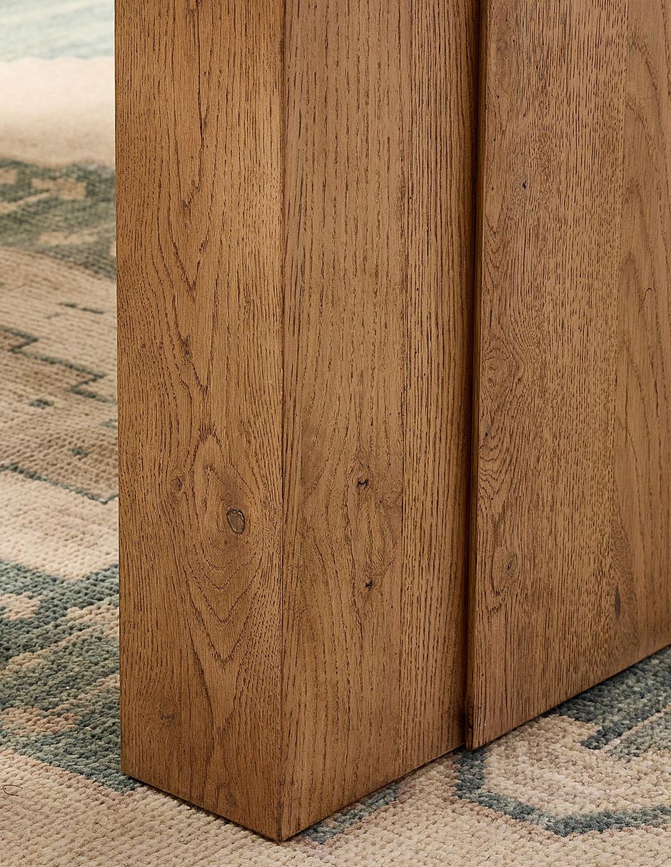 Mesa de comedor Aldon de madera 8