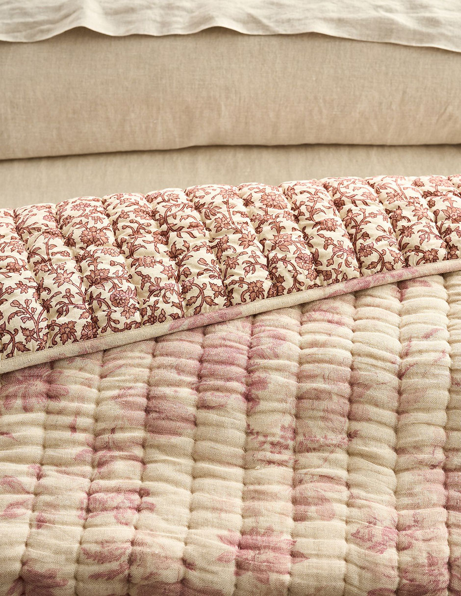 COLCHA PB FLORAL CLOUD QL, KS, ROSA