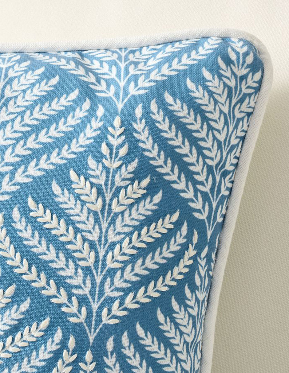 Cojín Kravet Linden 2